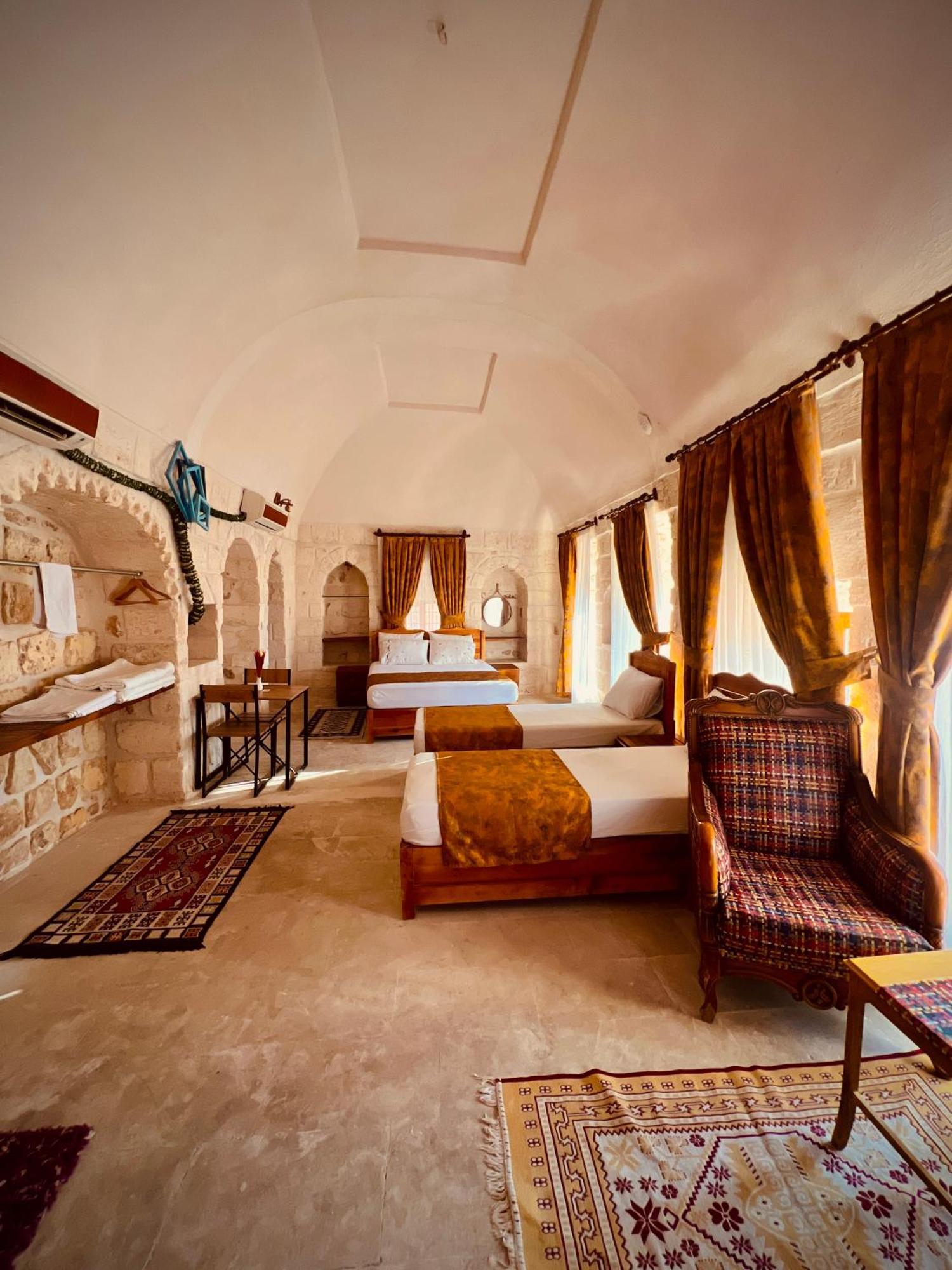 Mons Masius Hotel Teras Midyat Exterior photo