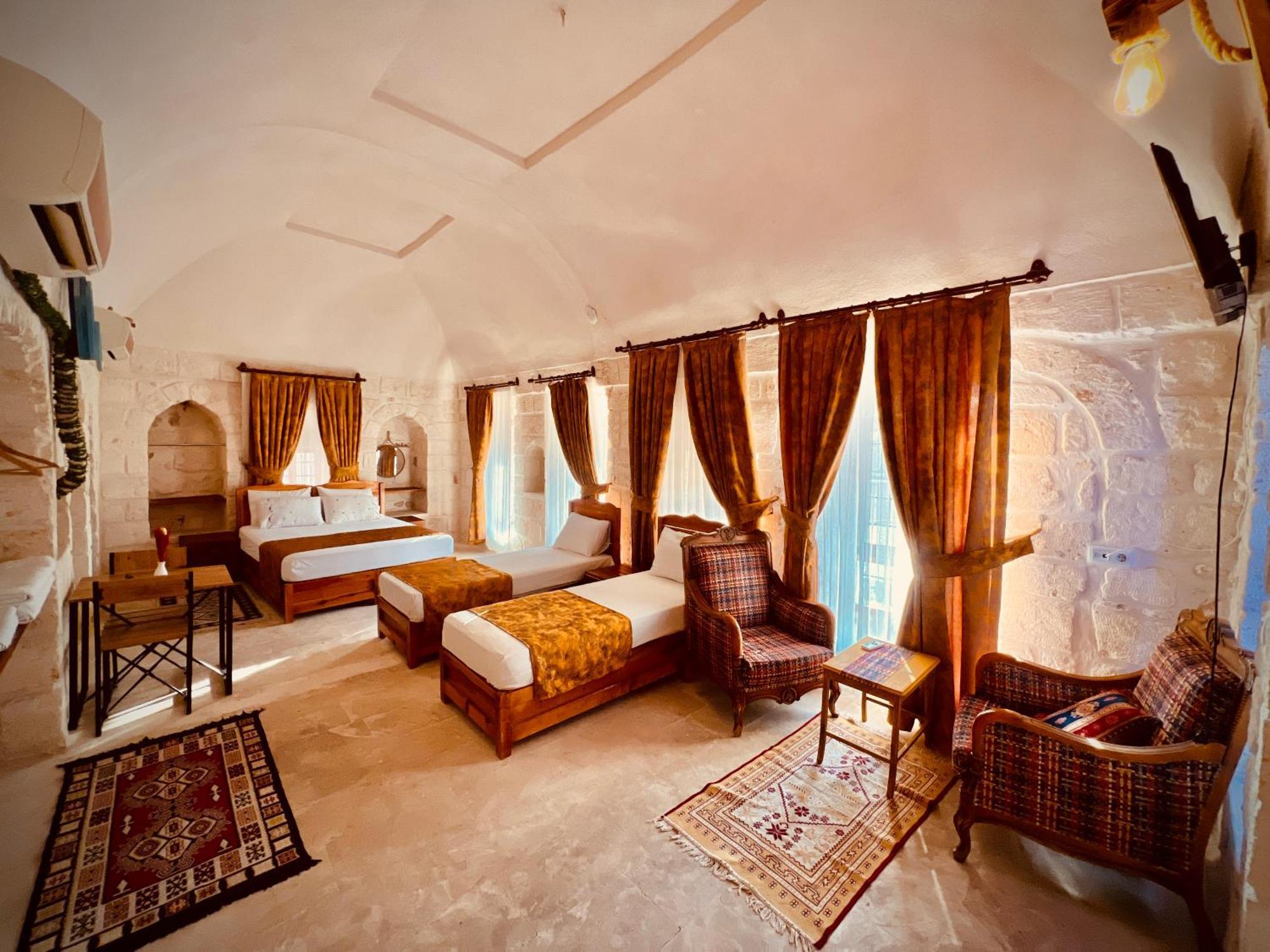 Mons Masius Hotel Teras Midyat Exterior photo