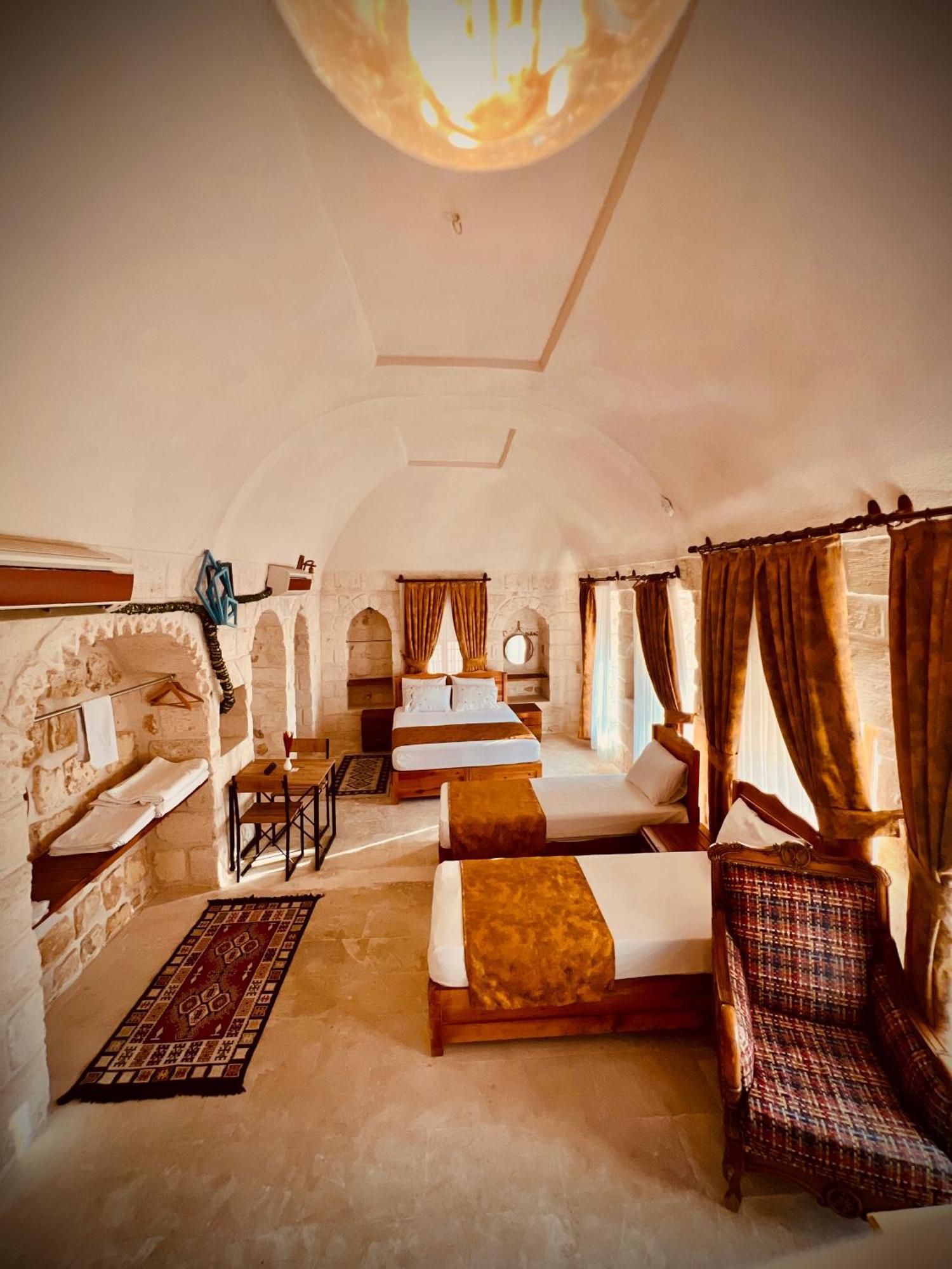Mons Masius Hotel Teras Midyat Exterior photo