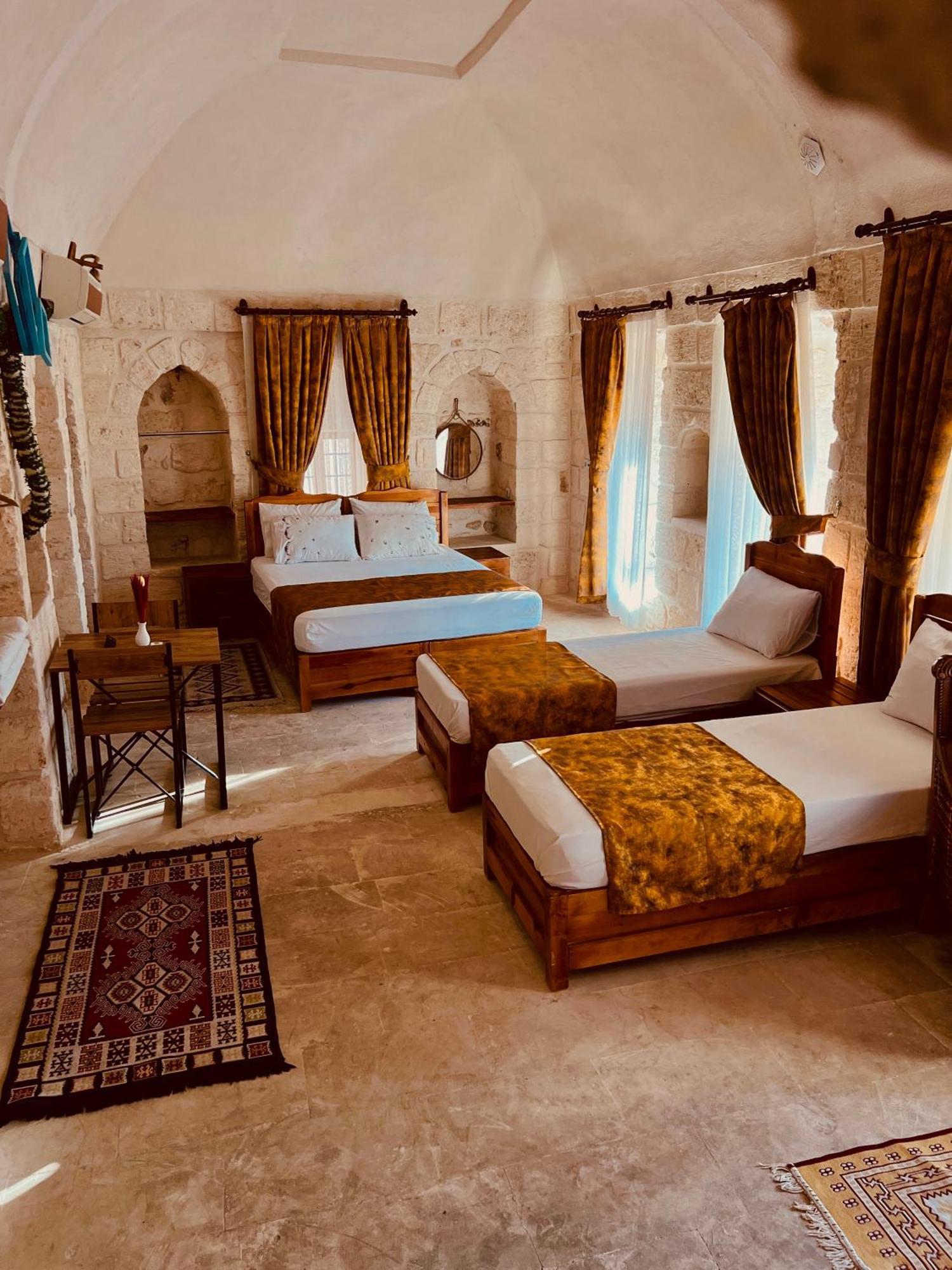 Mons Masius Hotel Teras Midyat Exterior photo