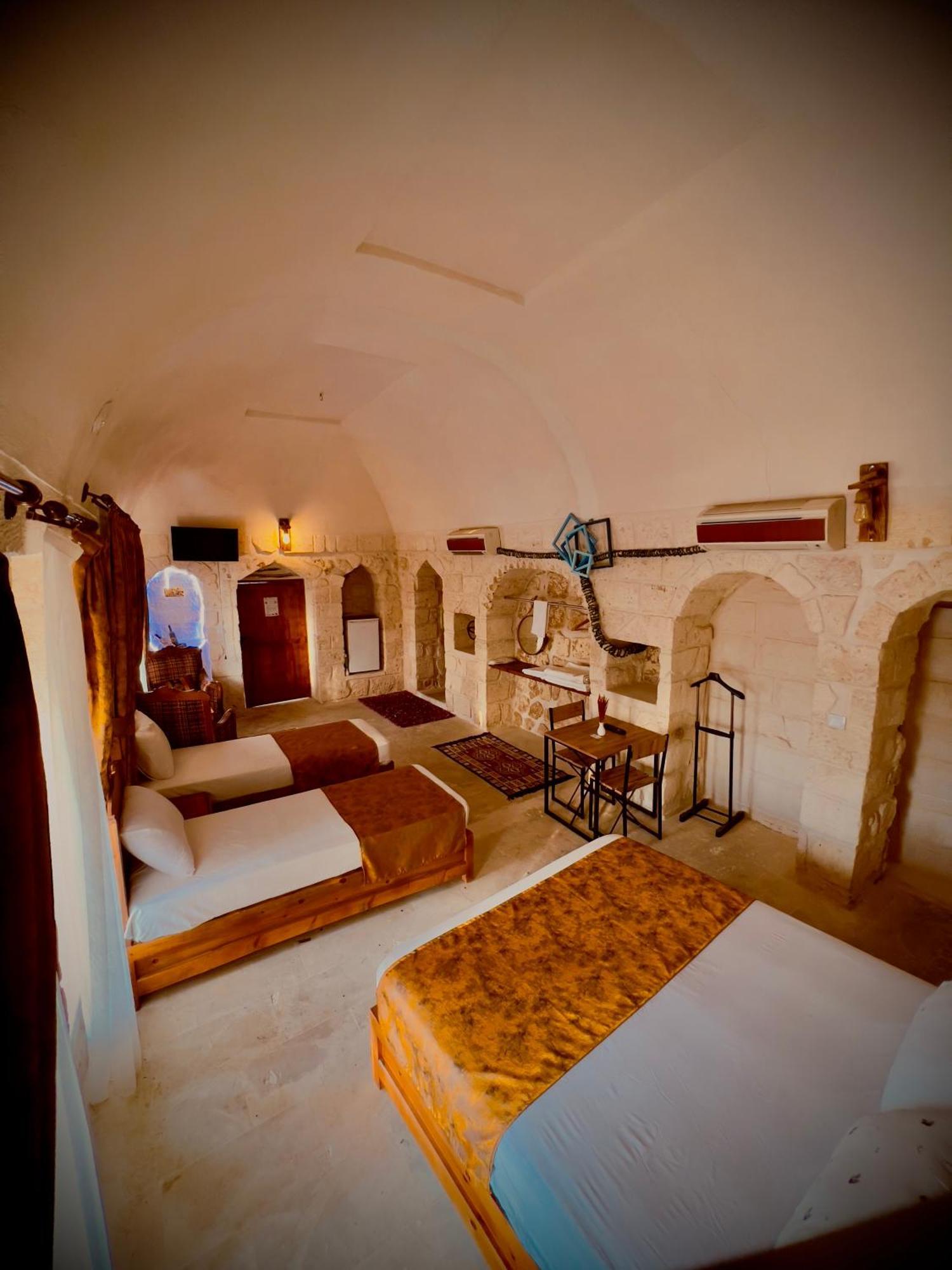 Mons Masius Hotel Teras Midyat Exterior photo