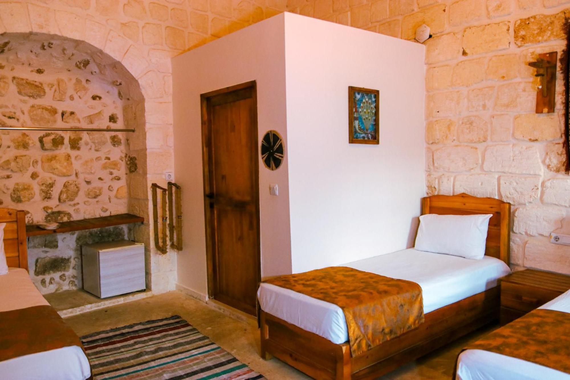 Mons Masius Hotel Teras Midyat Exterior photo