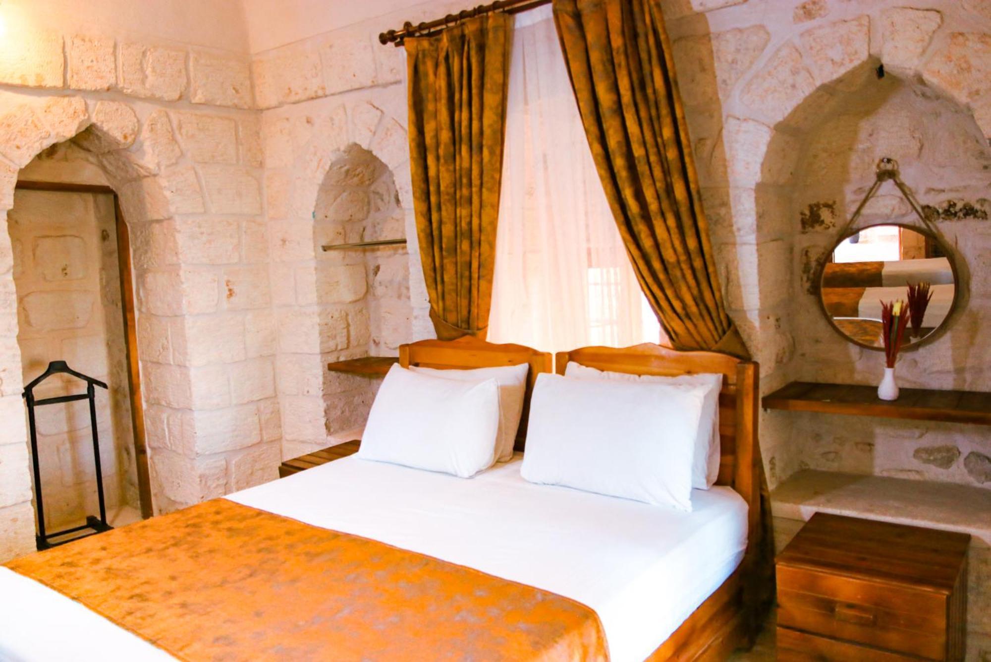 Mons Masius Hotel Teras Midyat Exterior photo