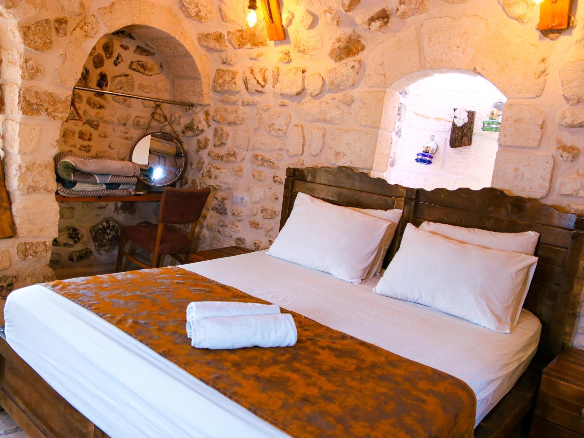 Mons Masius Hotel Teras Midyat Exterior photo