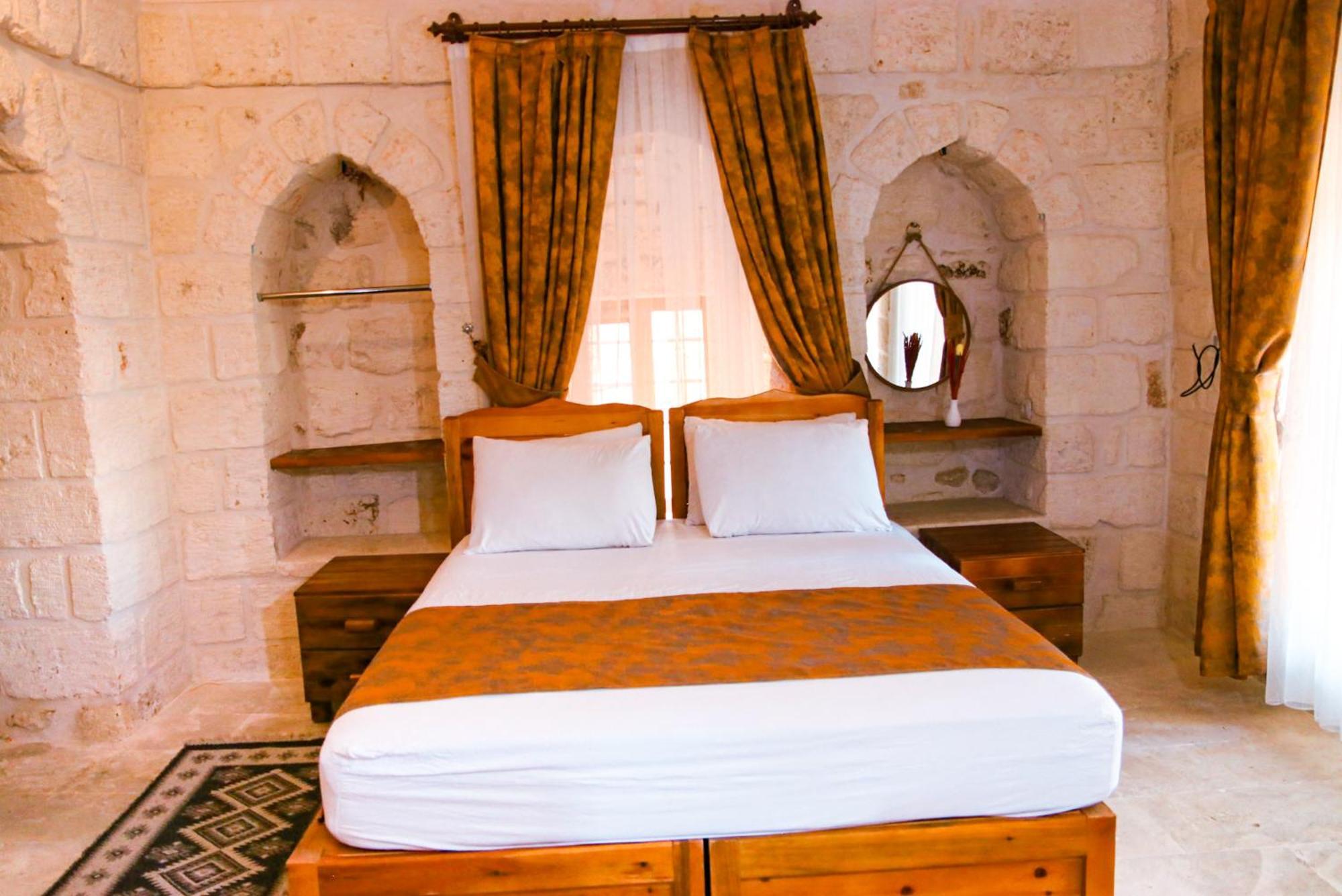 Mons Masius Hotel Teras Midyat Exterior photo