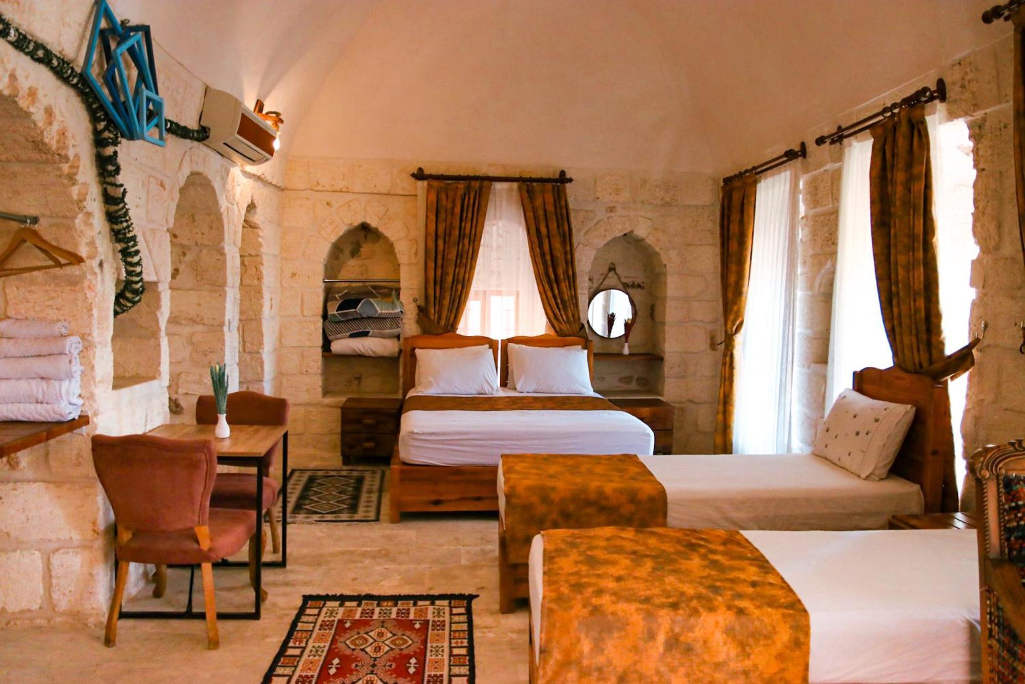 Mons Masius Hotel Teras Midyat Exterior photo