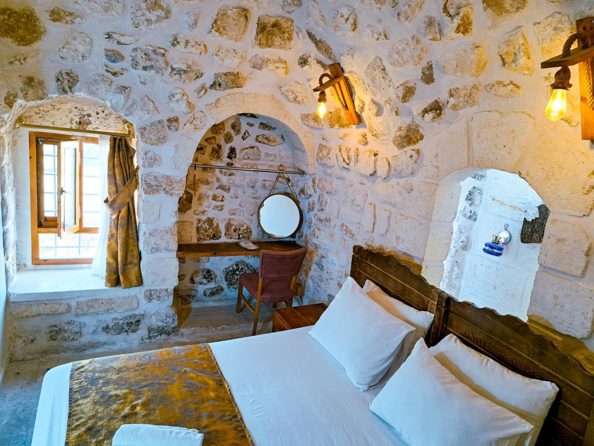 Mons Masius Hotel Teras Midyat Exterior photo