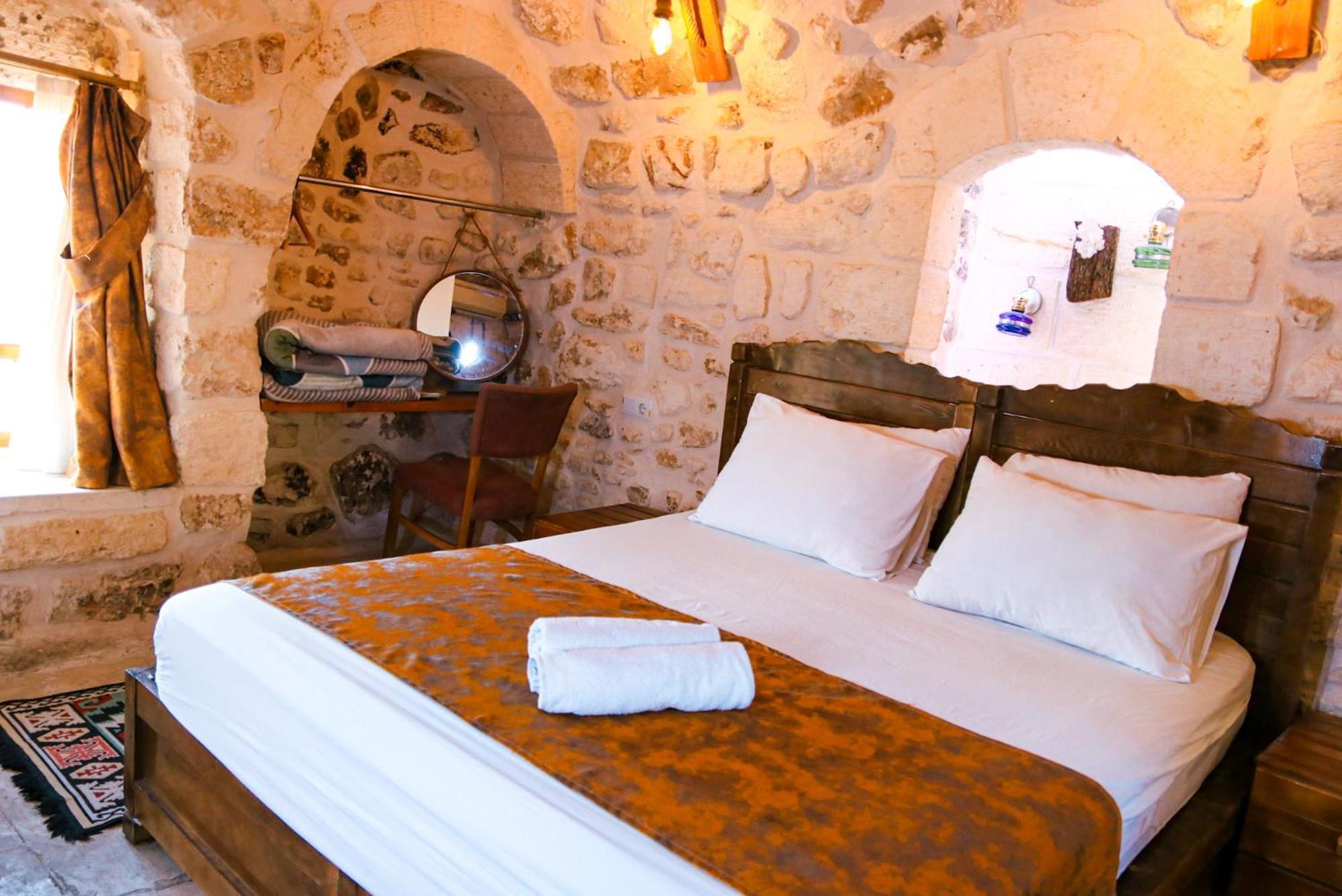 Mons Masius Hotel Teras Midyat Exterior photo