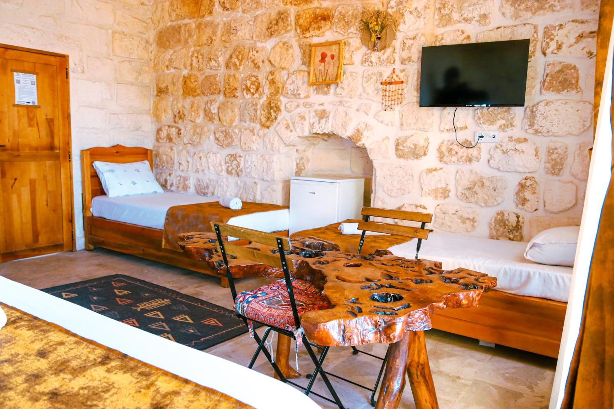 Mons Masius Hotel Teras Midyat Exterior photo