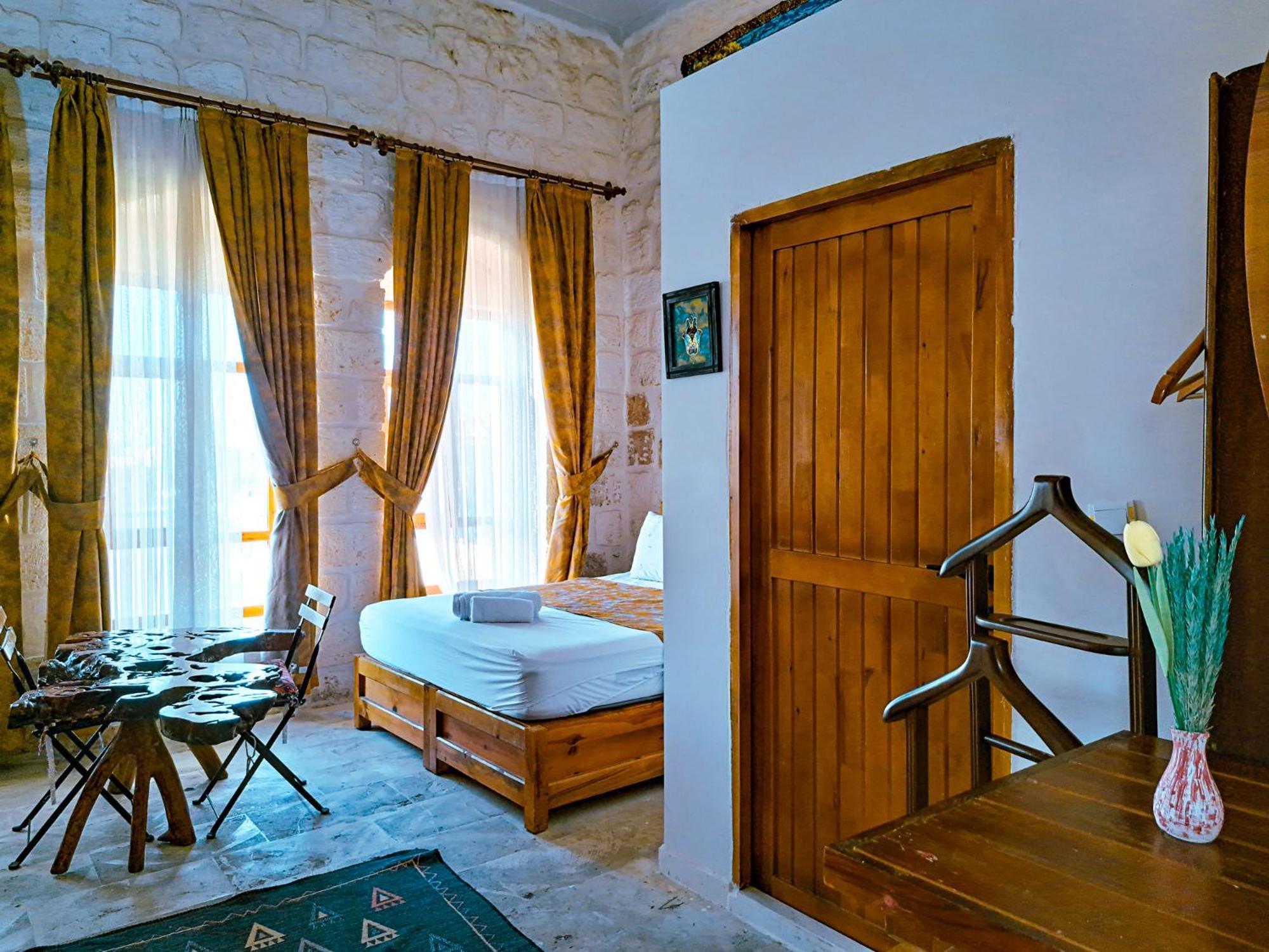 Mons Masius Hotel Teras Midyat Exterior photo