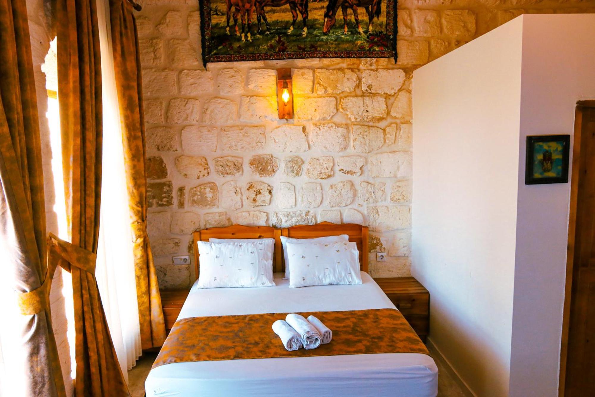Mons Masius Hotel Teras Midyat Exterior photo