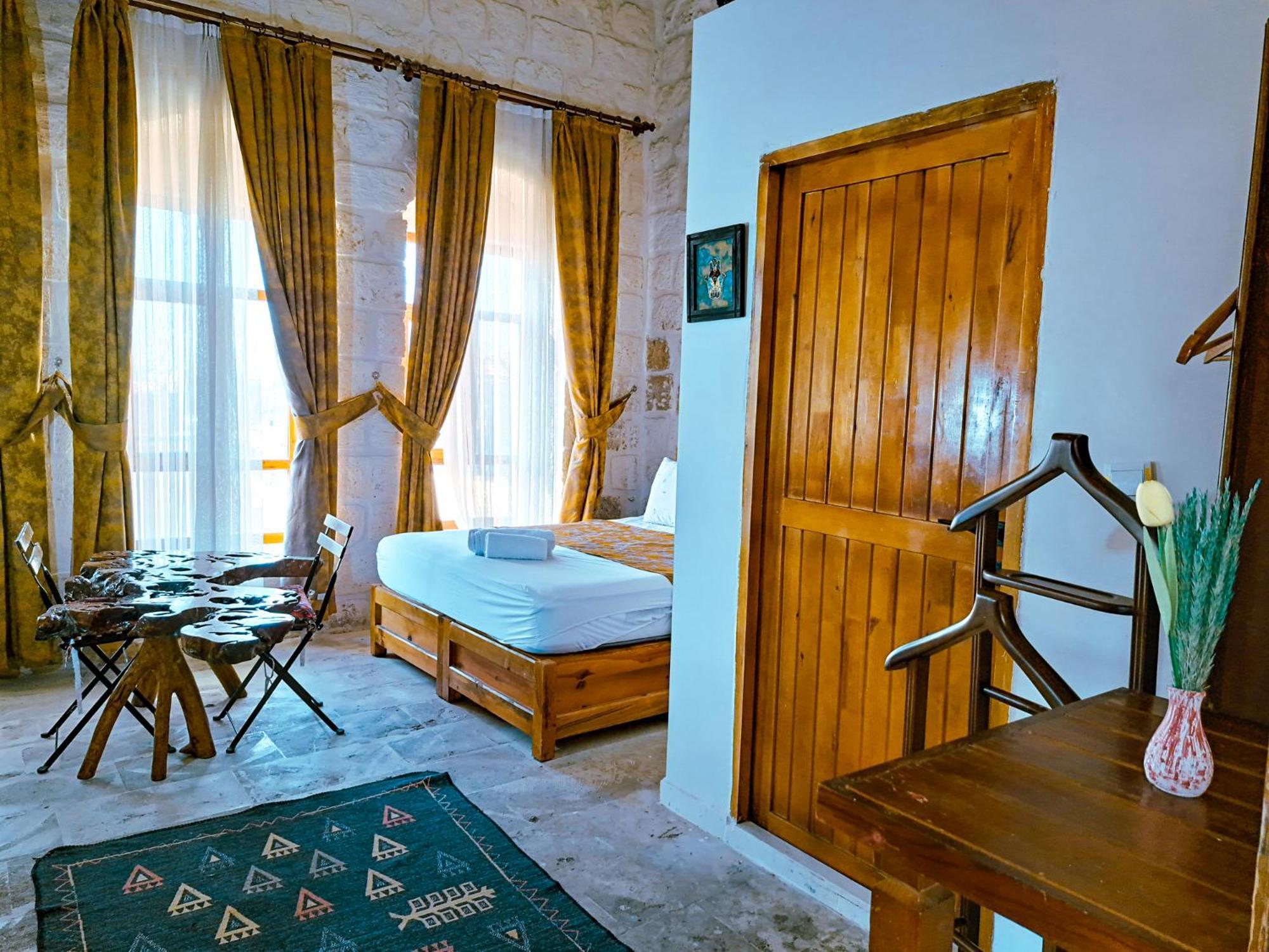 Mons Masius Hotel Teras Midyat Exterior photo
